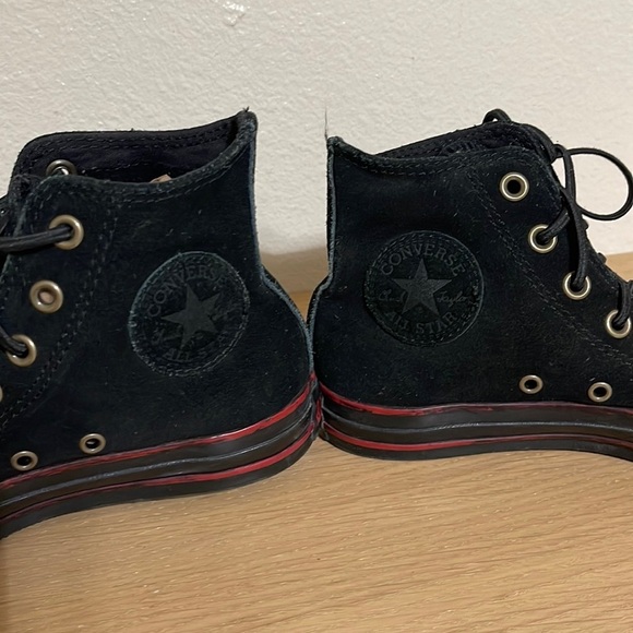 VINTAGE RARE Converse All Star 1Q101 Suede Leather Hi Sneakers sz 7 women - Picture 16 of 16